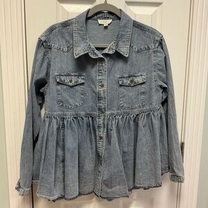 Easel SZ S Women’s Denim Jean Peplum Top Button Up Long sleeve Chambray blouse